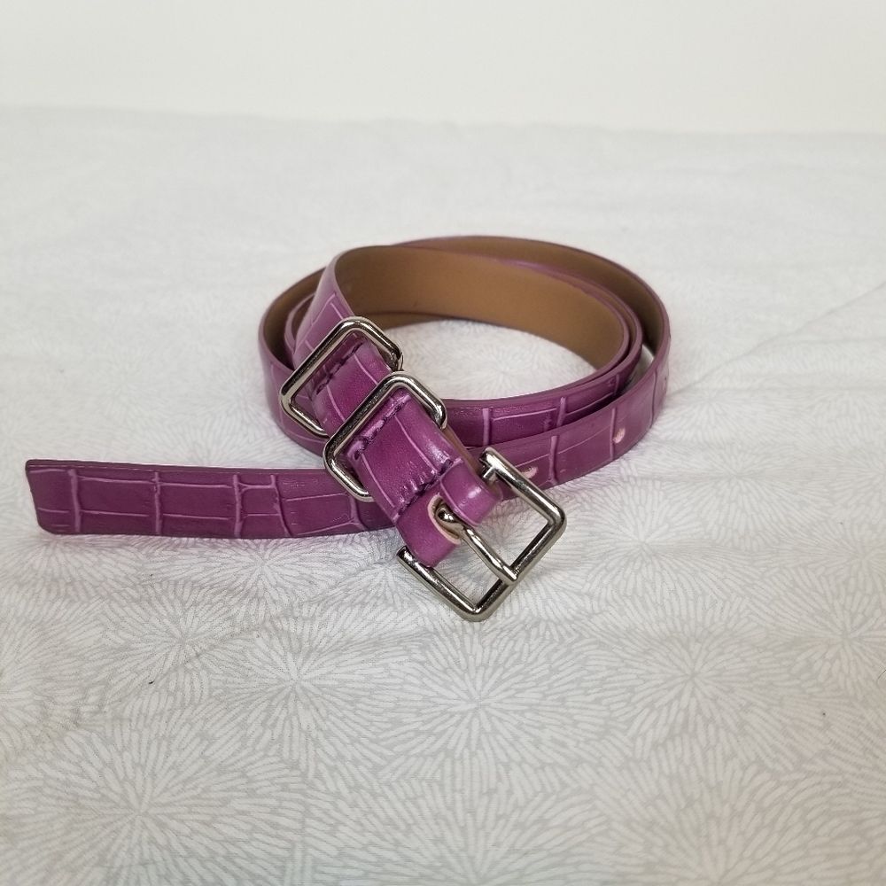 Croc embossed lavender purple faux leather belt silver accents fairy coquette M